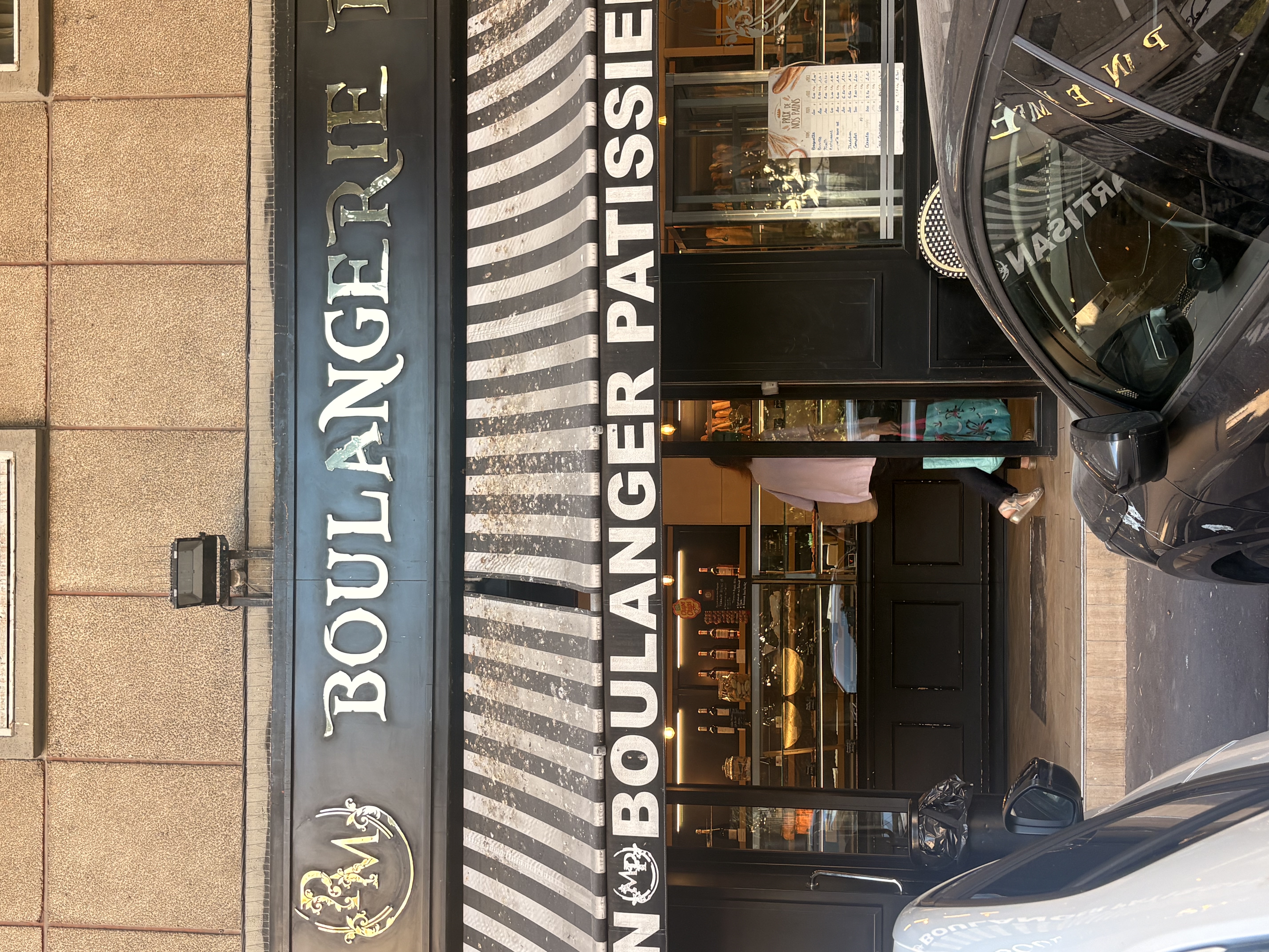 Devanture de la boulangerie Pain et Miel